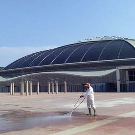 Lisant limpieza con agua a presión